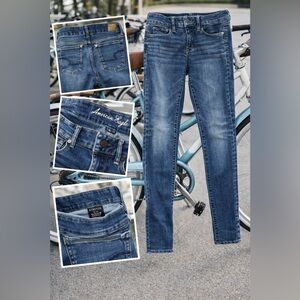 American Eagle Stretch Skinny Jeans Size 2 Medium Wash Classic Low Rise Denim